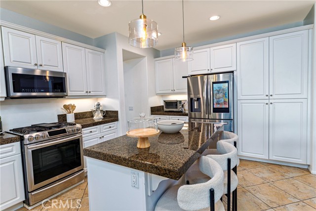 Detail Gallery Image 14 of 35 For 1001 Hisse, San Jacinto,  CA 92583 - 5 Beds | 3 Baths