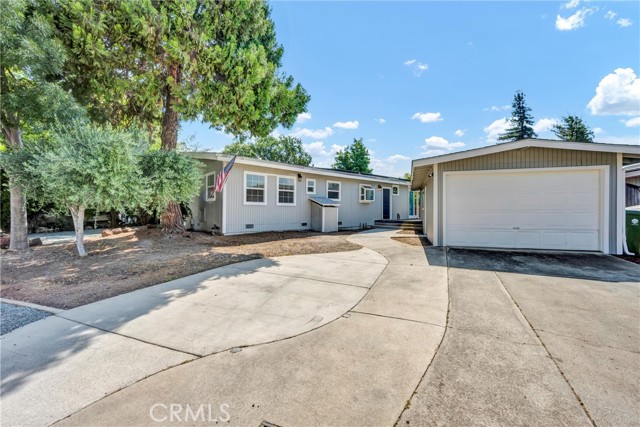 Detail Gallery Image 1 of 26 For 12773 Island Cir, Clearlake Oaks,  CA 95423 - 3 Beds | 1/1 Baths
