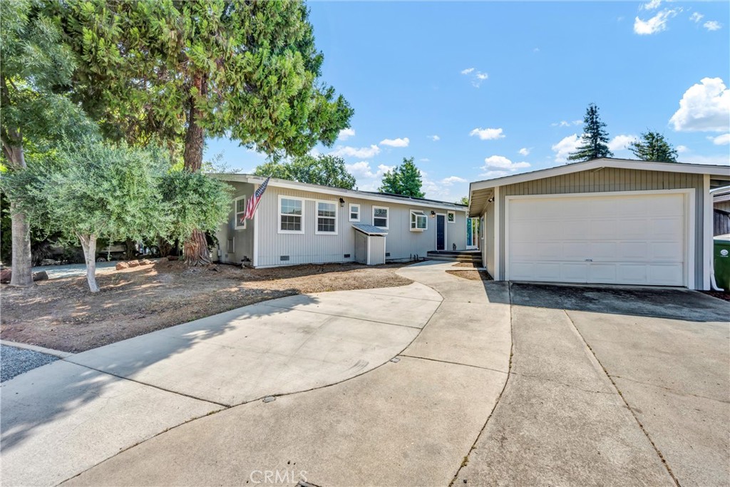 12773 Island Circle
