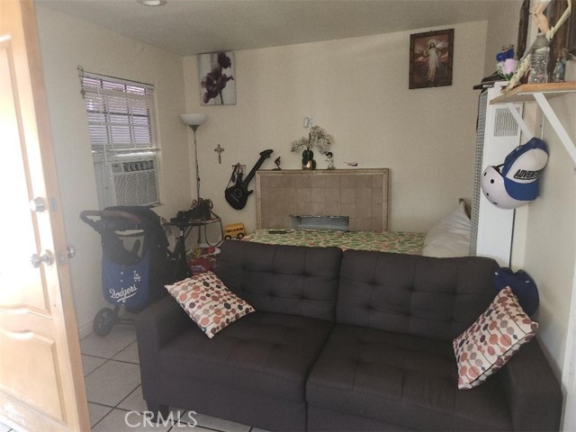 Image 3 for 6223 Holmes Ave, Los Angeles, CA 90001