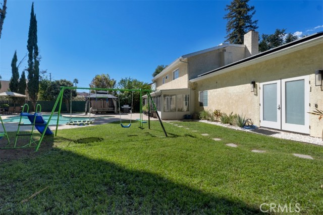 22828 Hartland Street photo 48