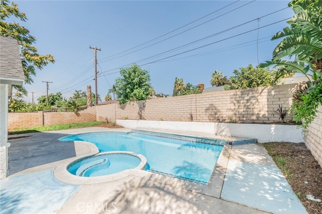 Detail Gallery Image 18 of 23 For 4037 Weyer St, Riverside,  CA 92501 - 3 Beds | 2 Baths