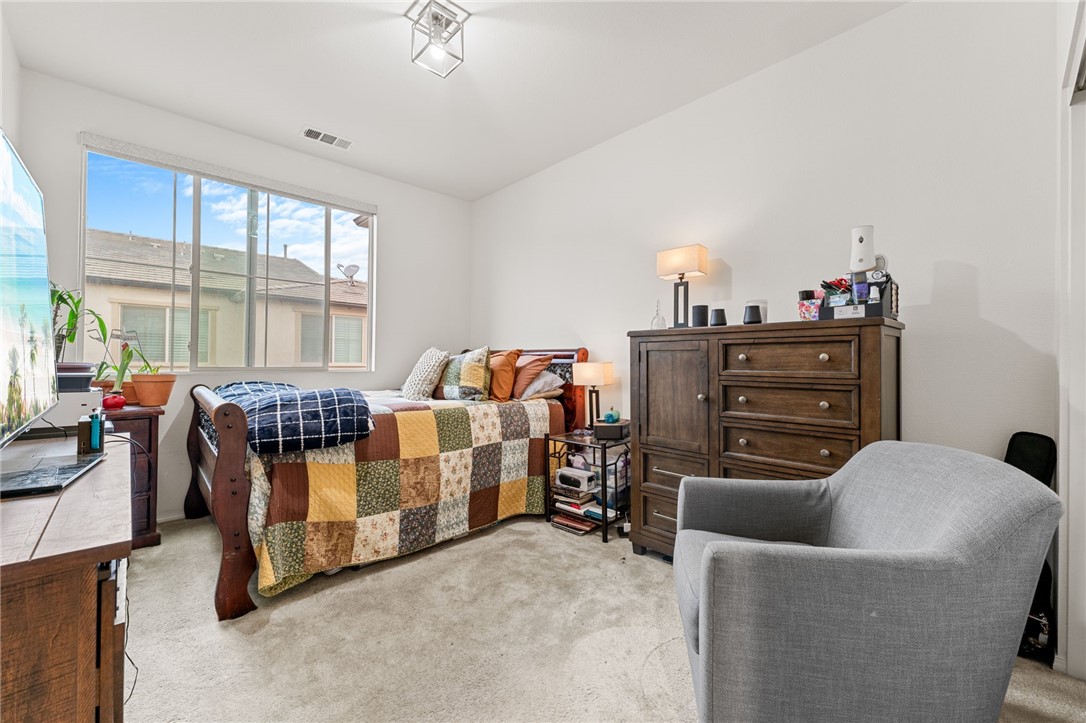 Detail Gallery Image 26 of 44 For 2848 E Berry Loop Privado #52,  Ontario,  CA 91761 - 3 Beds | 2/1 Baths