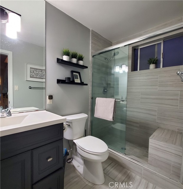 Detail Gallery Image 10 of 15 For 1620 Carver St, Redondo Beach,  CA 90278 - 4 Beds | 2/1 Baths