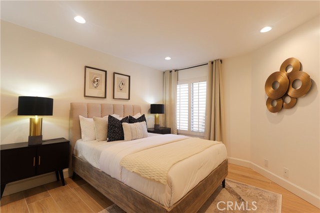 45 Corsica Drive, Newport Beach CA: https://media.crmls.org/medias/29e92b03-dbf9-4b67-9dc9-b0769070fb05.jpg