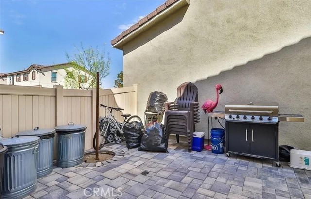 17025 Zion Drive, Canyon Country CA: https://media.crmls.org/medias/29e9e042-c01d-40f2-bb63-4ebb62575430.jpg