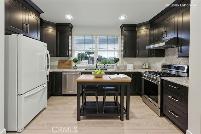 Detail Gallery Image 9 of 26 For 755 Francesca Dr #201,  Walnut,  CA 91789 - 2 Beds | 2 Baths