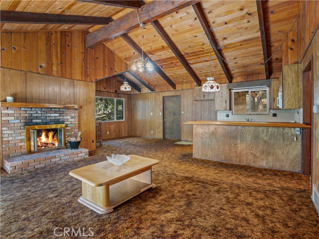 Detail Gallery Image 7 of 33 For 1155 Chateau, Crestline,  CA 92325 - 3 Beds | 1 Baths