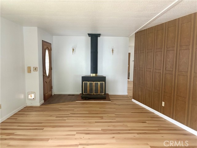 Detail Gallery Image 6 of 23 For 6368 Lincoln Bld, Oroville,  CA 95966 - 3 Beds | 2 Baths