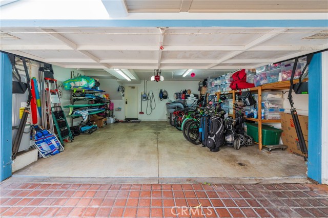 Detail Gallery Image 42 of 43 For 19561 Pompano Ln #104,  Huntington Beach,  CA 92648 - 4 Beds | 2/1 Baths