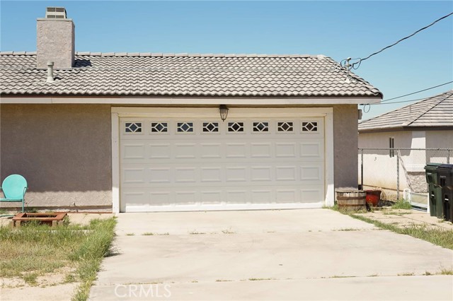 Detail Gallery Image 3 of 41 For 15910 Tokay St, Victorville,  CA 92395 - 3 Beds | 2 Baths