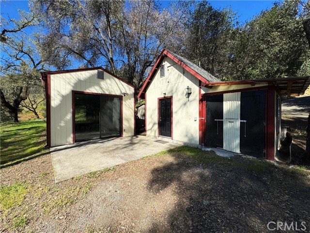 Detail Gallery Image 49 of 75 For 1800 Boonville Rd, Ukiah,  CA 95482 - 5 Beds | 4/1 Baths
