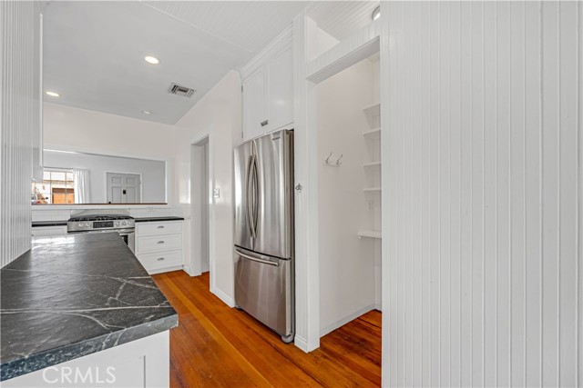 Detail Gallery Image 13 of 41 For 5014 El Verano Ave, Los Angeles,  CA 90041 - 2 Beds | 2 Baths