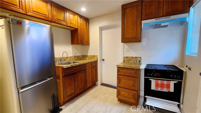 Detail Gallery Image 10 of 13 For 1115 Myrtle Ave, Long Beach,  CA 90813 - – Beds | – Baths