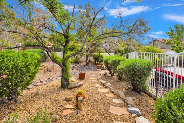 Detail Gallery Image 67 of 75 For 17662 Ridge View Ct, Apple Valley,  CA 92307 - 3 Beds | 3/1 Baths