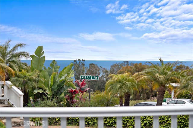Detail Gallery Image 3 of 28 For 30802 Coast Highway #F14,  Laguna Beach,  CA 92651 - 2 Beds | 2 Baths