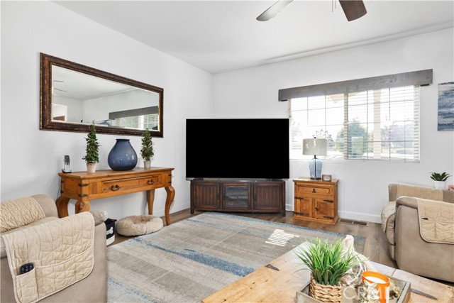 Detail Gallery Image 8 of 54 For 753 Walnut Dr, Paso Robles,  CA 93446 - 3 Beds | 2 Baths