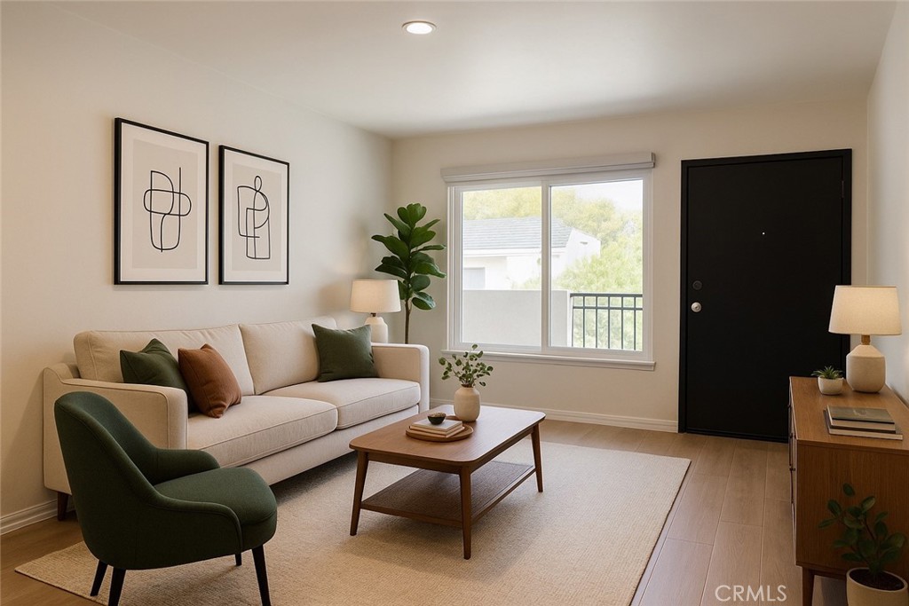 251 N Oakland Ave #8