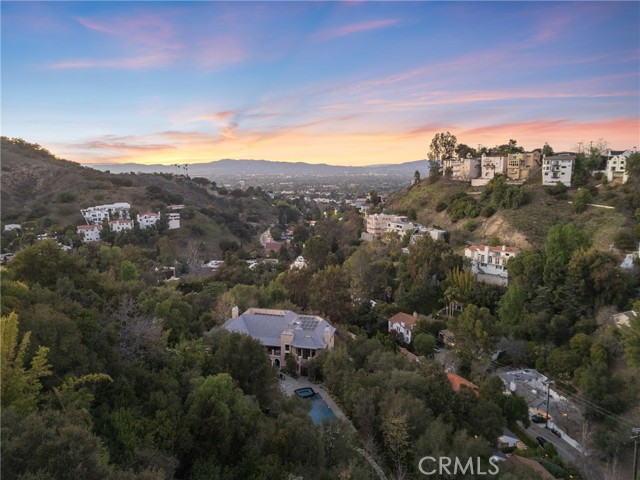 Detail Gallery Image 5 of 61 For 3250 Coldwater Canyon Ave, Studio City,  CA 91604 - 4 Beds | 4 Baths