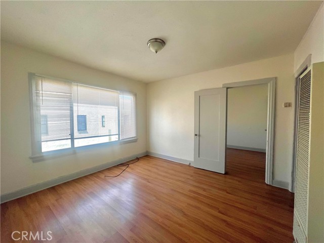 Detail Gallery Image 2 of 17 For 124 S Westmoreland Ave, Los Angeles,  CA 90004 - 1 Beds | 1 Baths