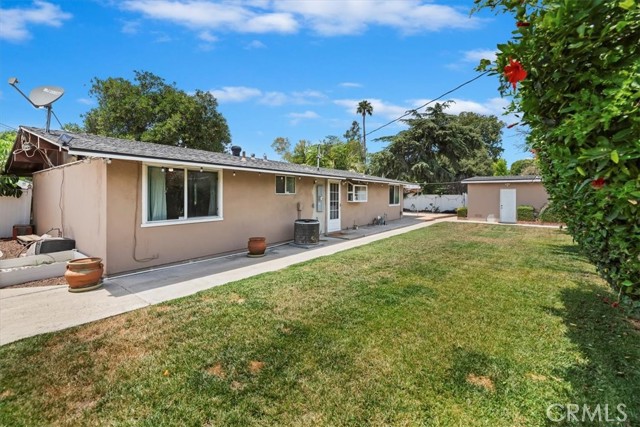 550 N Dexford Drive, La Habra CA: https://media.crmls.org/medias/29edea01-e4a1-4798-bc96-ccd85302b683.jpg