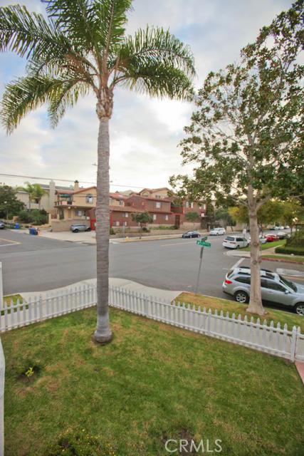 801 Emerald Street, Redondo Beach, California 90277, 3 Bedrooms Bedrooms, ,2 BathroomsBathrooms,Residential,Sold,Emerald,SB15179398