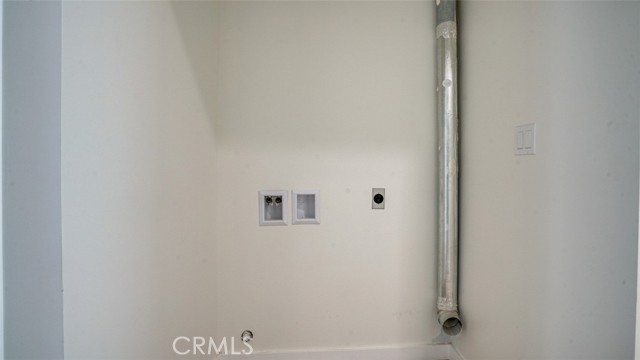Detail Gallery Image 21 of 37 For 5903 Bonsallo Avenue, Los Angeles,  CA 90044 - 10 Beds | 6 Baths