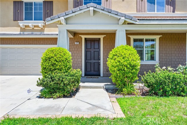 Detail Gallery Image 3 of 49 For 679 E Boxwood Ln, Azusa,  CA 91702 - 5 Beds | 4/1 Baths