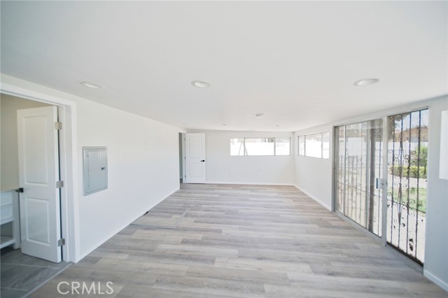 1336 W 118th Street, Los Angeles CA: https://media.crmls.org/medias/29efbcad-6312-47d3-831c-7e0b65b10295.jpg