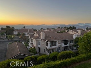 1055 S Sundance Drive, Anaheim Hills CA: https://media.crmls.org/medias/29effda5-adc3-44a9-846a-8fbde89cdec9.jpg