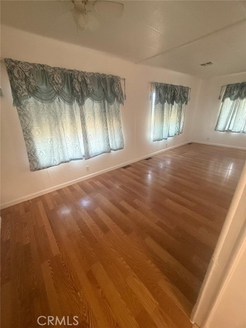 33013 Arbolado Lane, Lake Elsinore CA: https://media.crmls.org/medias/29f263bf-2327-4a40-98b4-501f2883f004.jpg