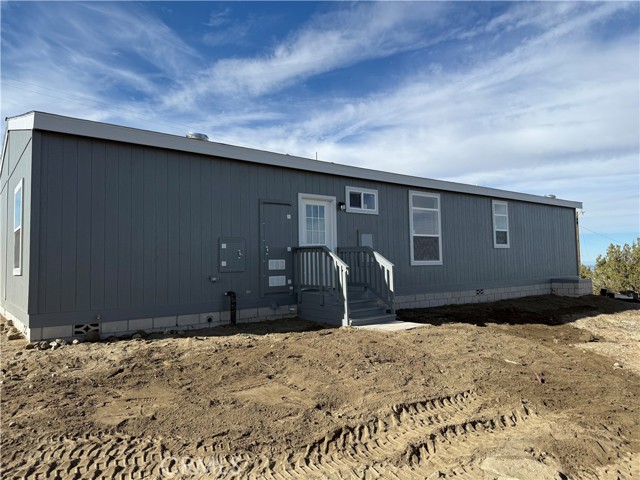 10633 Bromley Road, Pinon Hills CA: https://media.crmls.org/medias/29f36cbd-2185-4fcf-8a18-2325a0453f50.jpg