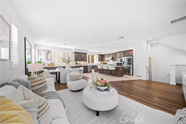 536 Cultivate, Irvine CA: https://media.crmls.org/medias/29f3d817-8e49-4473-971f-0f200a9e1424.jpg