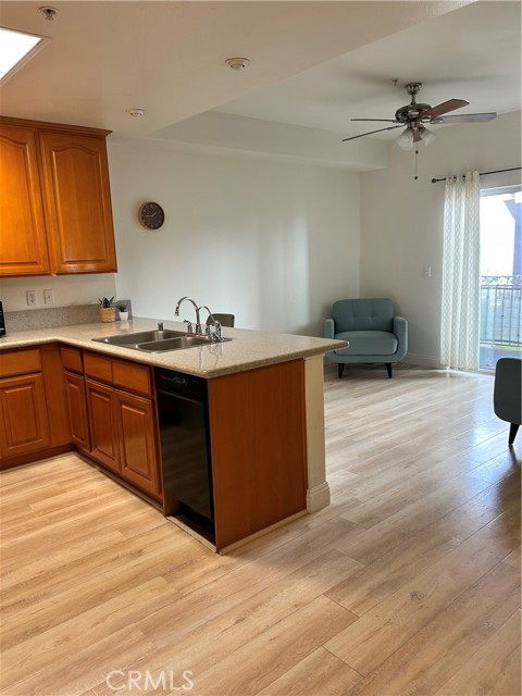 Front Image Thumbnail for CROC26050739