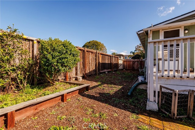 Detail Gallery Image 15 of 37 For 1052 Peach St, San Luis Obispo,  CA 93401 - 4 Beds | 2 Baths