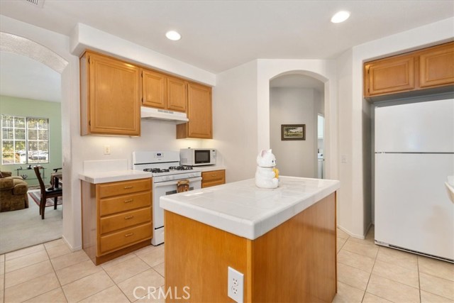 Detail Gallery Image 10 of 34 For 35419 El Diamante Dr, Wildomar,  CA 92595 - 4 Beds | 2 Baths