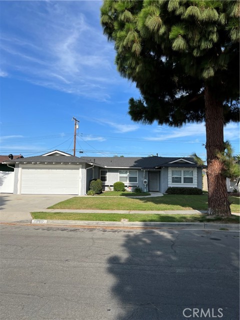 16112 Warren Ln, Huntington Beach, CA 92649