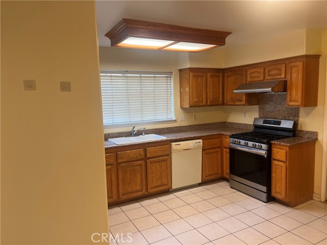 5649 Sultana Avenue, Temple City CA: https://media.crmls.org/medias/29f63820-ccef-418b-a54f-349e5062e890.jpg