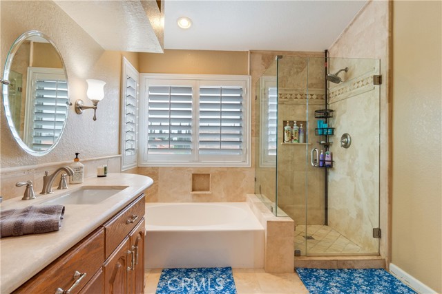 1305 Harvest Circle, Corona CA: https://media.crmls.org/medias/29f664a1-cdf7-45dc-bc4d-40c22fa123e3.jpg