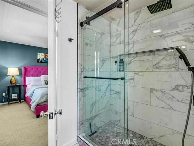 Detail Gallery Image 22 of 27 For 6840 De Celis, Lake Balboa,  CA 91406 - 3 Beds | 4 Baths