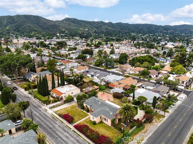 Detail Gallery Image 28 of 35 For 10457 Helendale Ave, Tujunga,  CA 91042 - 3 Beds | 2 Baths