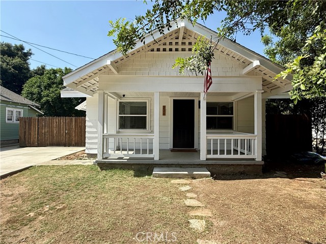 231 W Railway Street, San Dimas CA: https://media.crmls.org/medias/29f73903-1173-4302-8fb3-e9224a527927.jpg