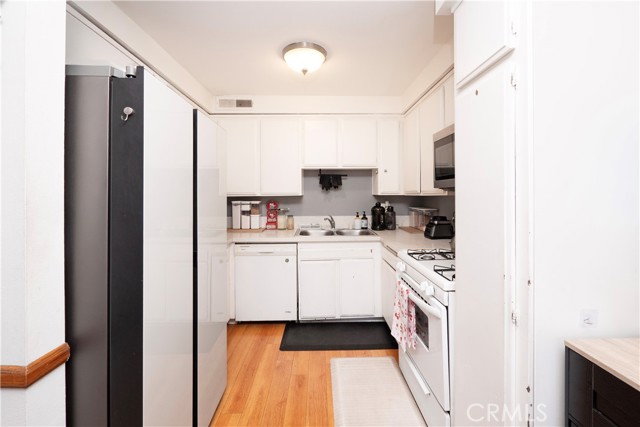 Detail Gallery Image 17 of 31 For 1440 W Badillo, San Dimas,  CA 91773 - 3 Beds | 2 Baths