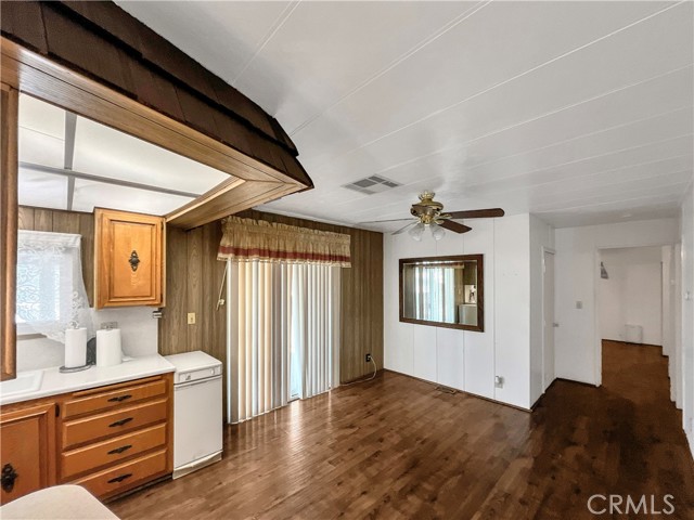 Detail Gallery Image 13 of 28 For 3500 Buchanan St #84,  Riverside,  CA 92503 - 2 Beds | 2 Baths