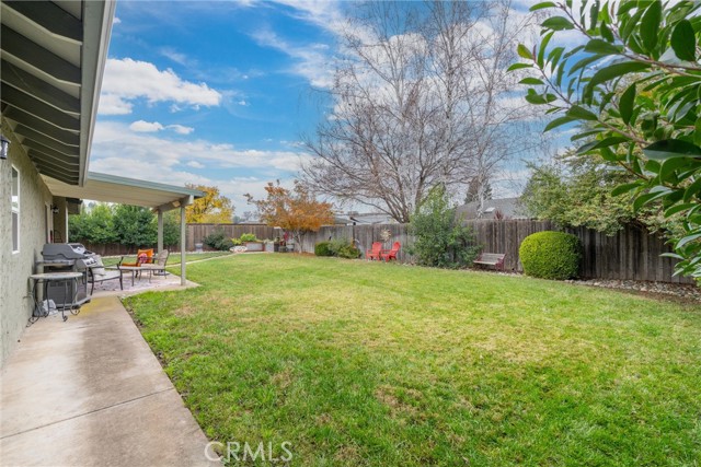 Detail Gallery Image 34 of 37 For 354 Silver Lake, Chico,  CA 95973 - 3 Beds | 2 Baths