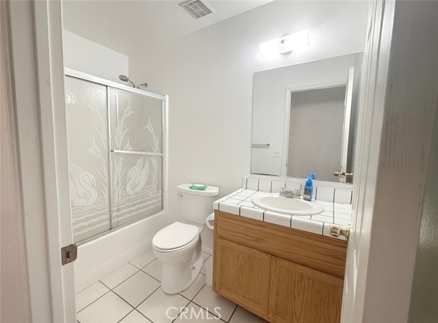 22665 Little Beaver, Apple Valley CA: https://media.crmls.org/medias/29fb039b-6da7-416d-98d3-53016a4e9301.jpg