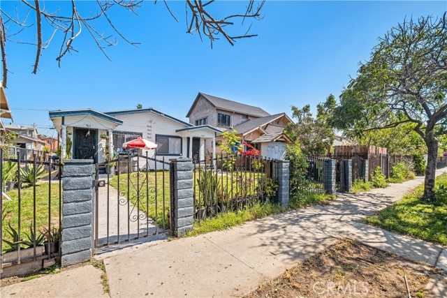 Image 21 of 30 For 961 47th Street