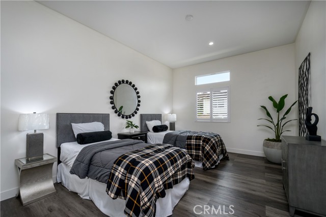 4557 Don Timoteo Drive, Los Angeles CA: https://media.crmls.org/medias/29fc0275-046a-4d32-9d1f-3d639a76cc0f.jpg