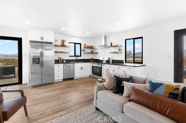 Detail Gallery Image 13 of 37 For 1561 Shoshone Valley Rd, Twentynine Palms,  CA 92277 - 2 Beds | 1 Baths