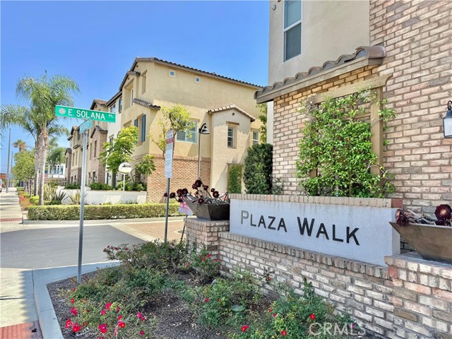 11821 E Solana PL